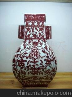 仿古釉里紅雙耳瓶 景德鎮(zhèn)瓷器 收藏瓷圖片
