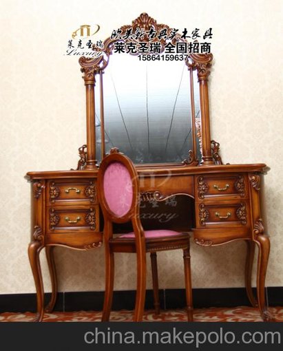 供應(yīng)萊克圣瑞歐式實(shí)木雕刻梳妝臺(tái)521#圖片
