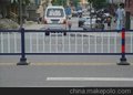 供应德明齐全市政护栏防护网