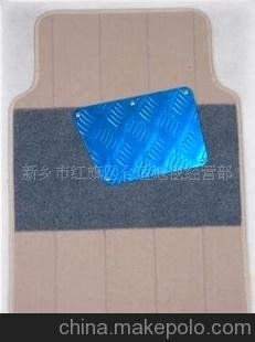 批發(fā)供應經(jīng)濟實用、環(huán)保、合適汽車腳墊。圖片