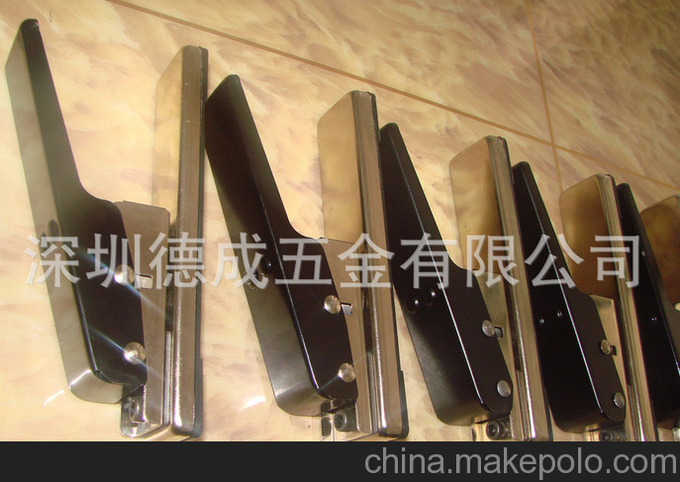 樂(lè)器撥片機(jī)圖片
