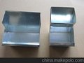 供应养殖器械兔子食槽 兔用食盒 加厚兔子料槽 设计合理经济耐用