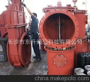 液壓閘閥及下開式座板閥 品種齊全、價(jià)格合理圖片