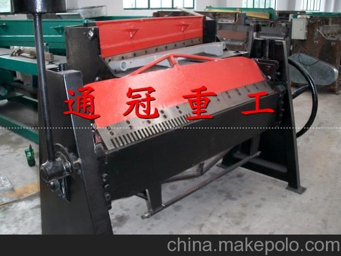 氣動(dòng)折邊機(jī)生產(chǎn)廠家 安徽折邊機(jī)生產(chǎn)廠家 馬鞍山折邊機(jī)生產(chǎn)廠家圖片
