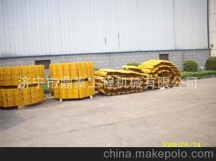 強力推薦銷售山推推土機SD32-5現(xiàn)貨優(yōu)質履帶總成圖片