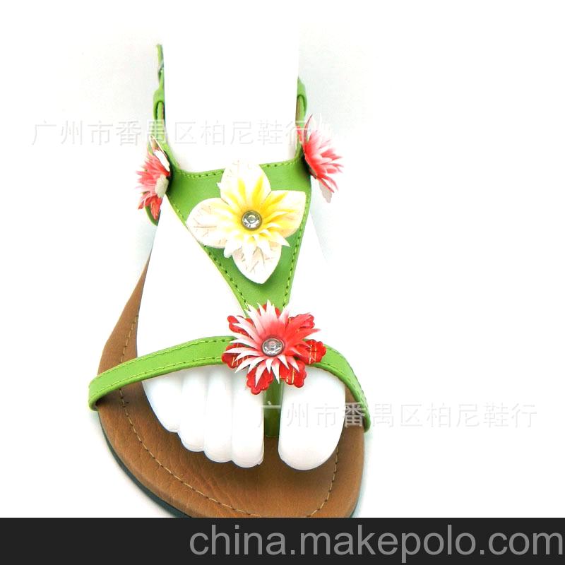 廠家供應(yīng) 外貿(mào)平底女鞋 花朵夾趾涼拖鞋 沙灘鞋 可來樣訂做