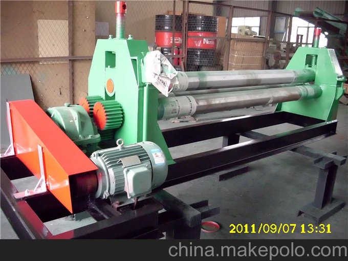 金華直銷(xiāo)機械式手動(dòng)升降三輥卷板機8-2000  整機質(zhì)保一年圖片
