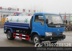 供应8吨东风洒水车