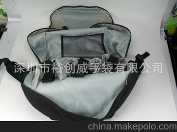 深圳龍崗手袋廠 定做 生產(chǎn) 背包 便捷 登山包 休閑時(shí)尚 雙肩包