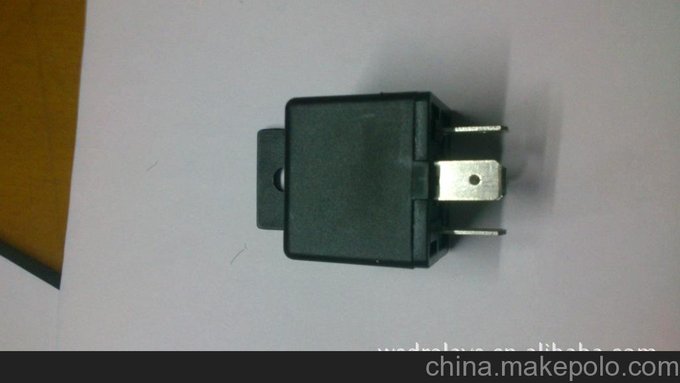 熱銷汽車?yán)^電器圖片