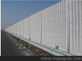 厂家供应护栏网、轻质水泥声屏障护