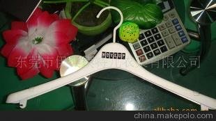 展示衣架(A-4)（橡膠白衣架）圖片