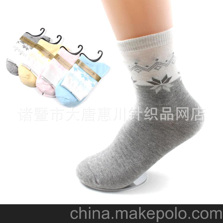 爆款热销袜子枫叶款雪花款精梳棉女袜批发 全棉成人袜批发