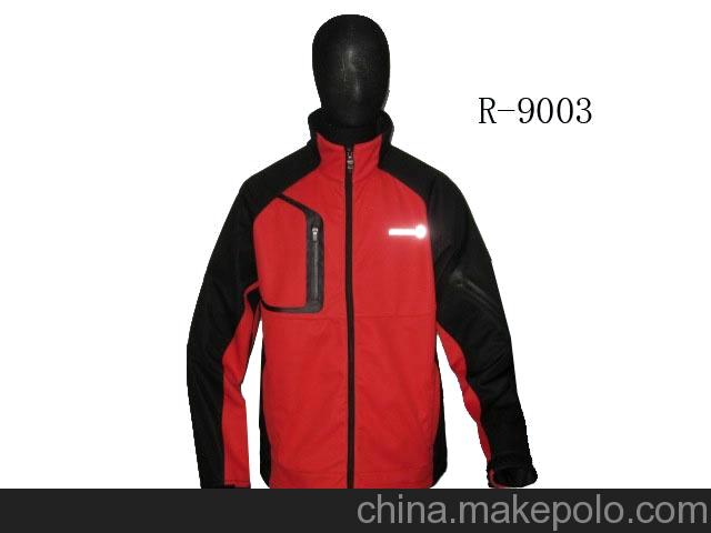 滑雪服，登山装，T恤，西服，速干衣，压胶衣...